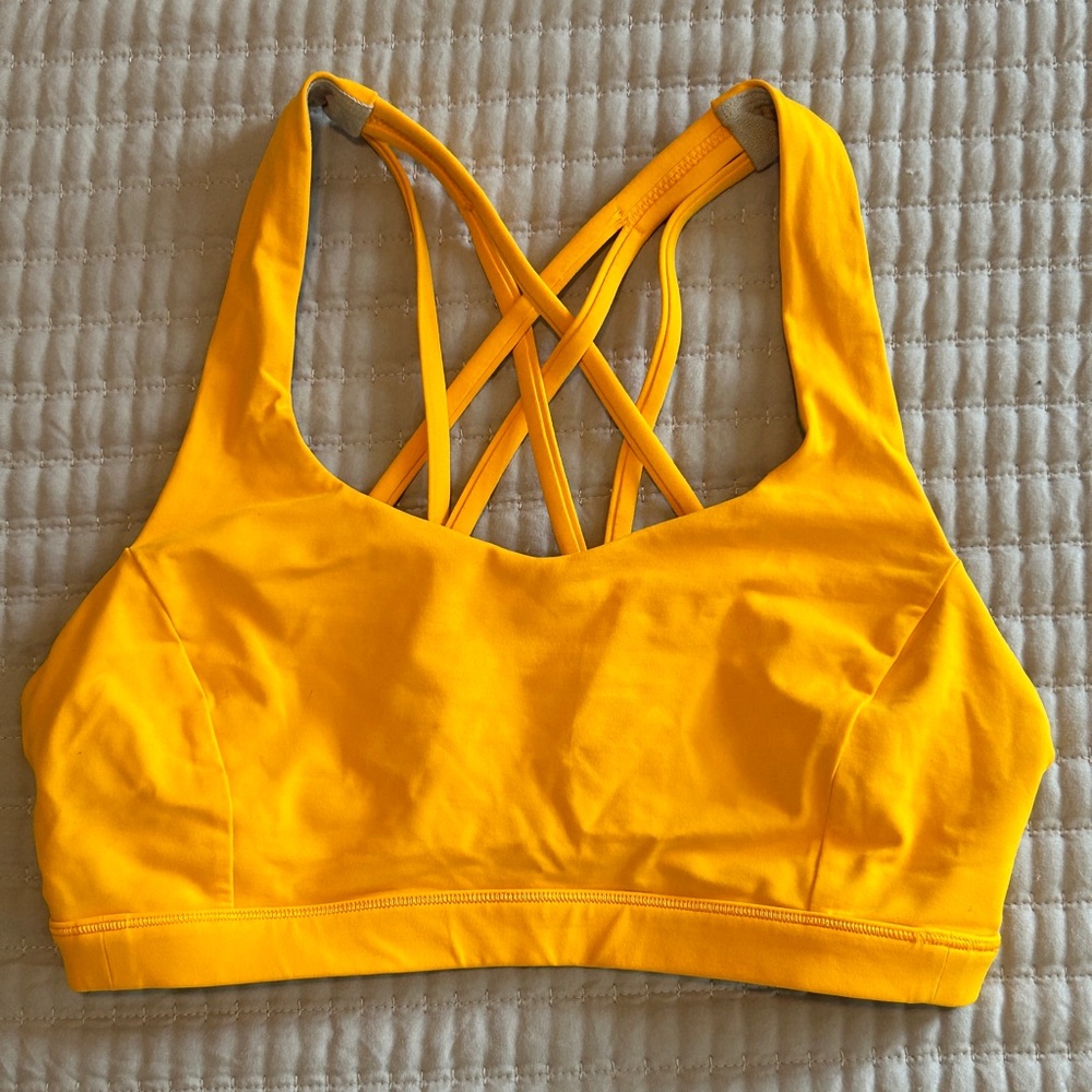 Lululemon free to be Serene Bra
